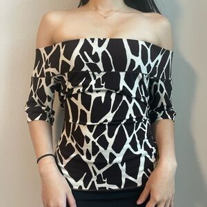 Eva Varro Brown and White Off-Shoulder Top with Abstract Print